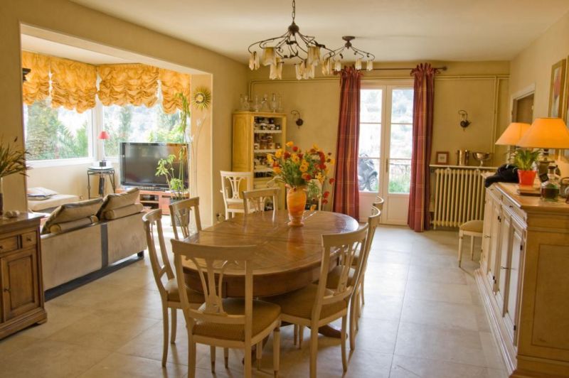 Photo BAS ST PIERRE DE FERIC image 2/6