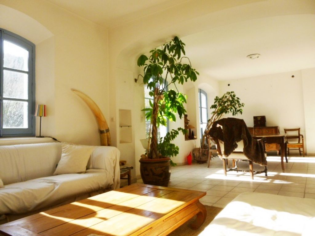 CARROS / LE BROC - BASTIDE PROVENCALE