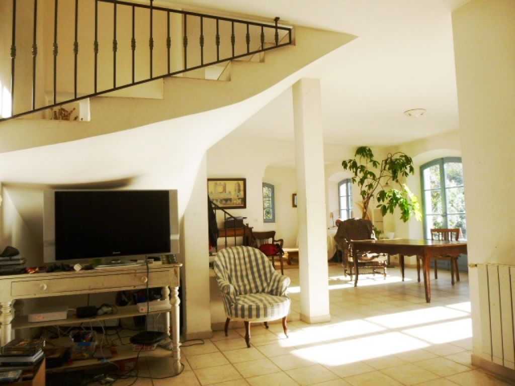 Photo CARROS / LE BROC - BASTIDE PROVENCALE image 3/6