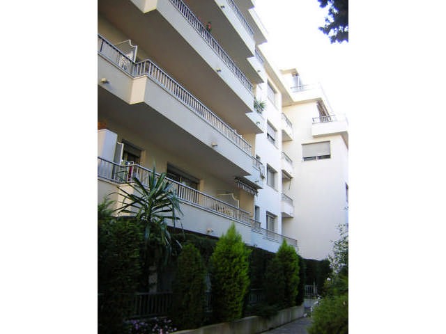 Photo Parc Impérial - 4 pièces* image 1/6