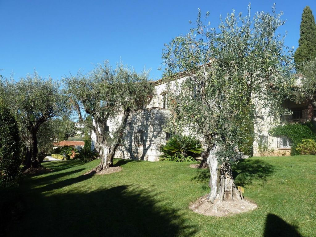 Photo GAIRAUT - VILLA* image 1/6