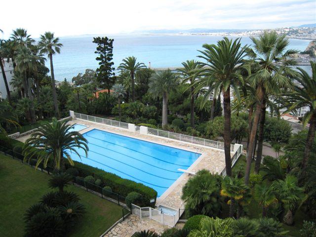 Photo MONT BORON - 5 PIECES* image 2/2