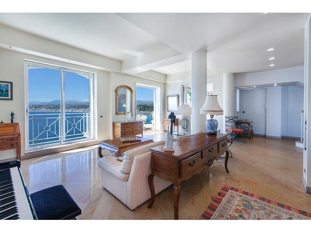 Photo MONT BORON -  VILLA* image 5/6