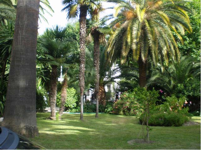 VICTOR HUGO - STUDIO*