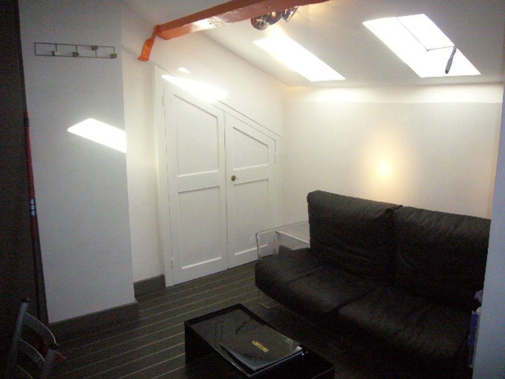 Photo VICTOR HUGO - STUDIO* image 4/6