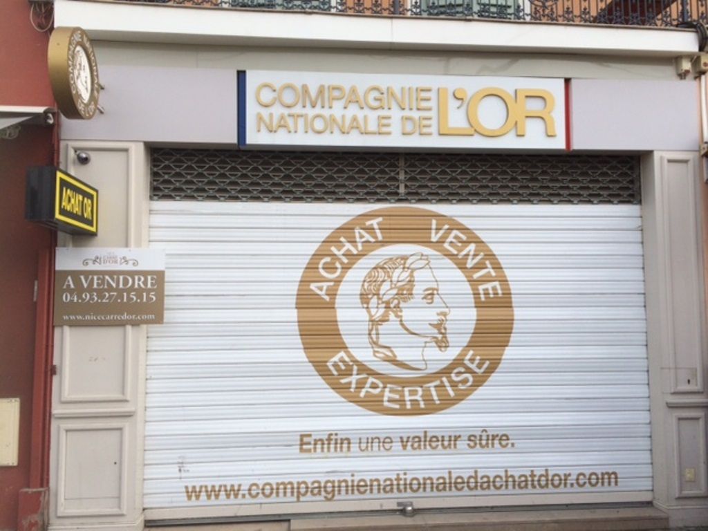 Photo Coulée Verte Magnifique local commercial image 3/4