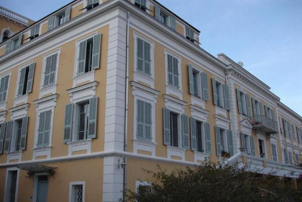 Photo LIBERATION - STUDETTE image 2/5