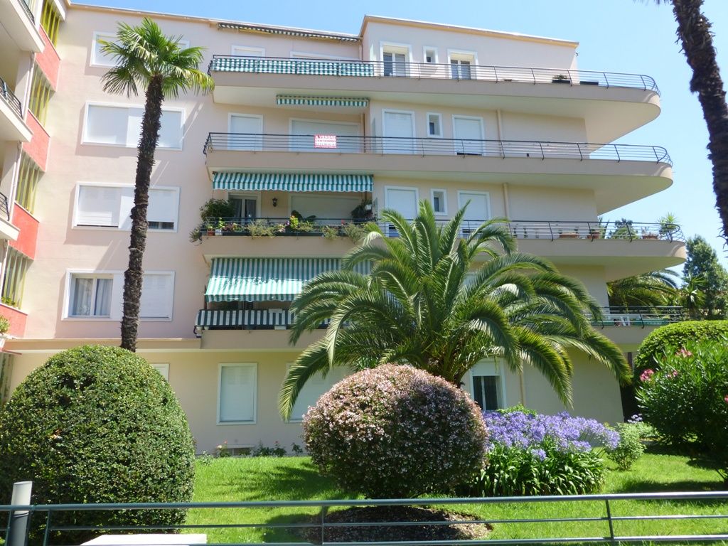 Photo CIMIEZ 2 PIECES image 2/6