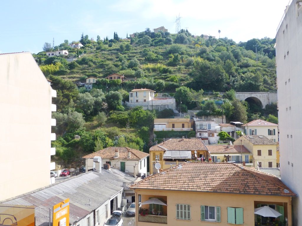 Photo MADELEINE MAGNIFIQUE 2 PIECES image 2/6