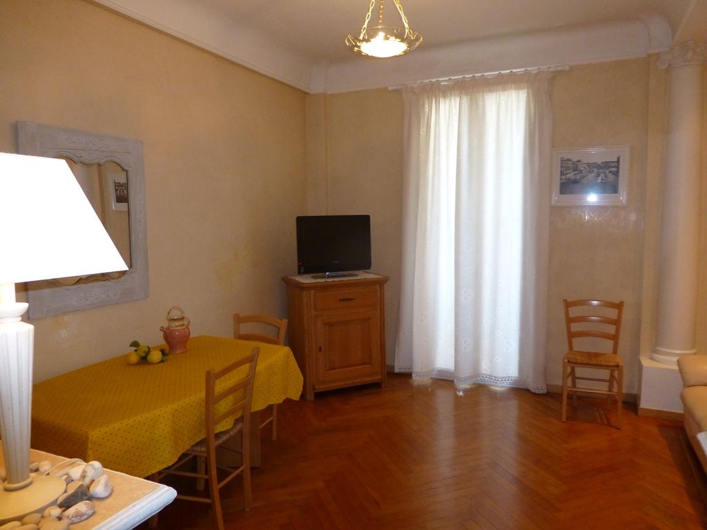 Photo NICE CENTRE PASSY 3 PIECES image 3/6