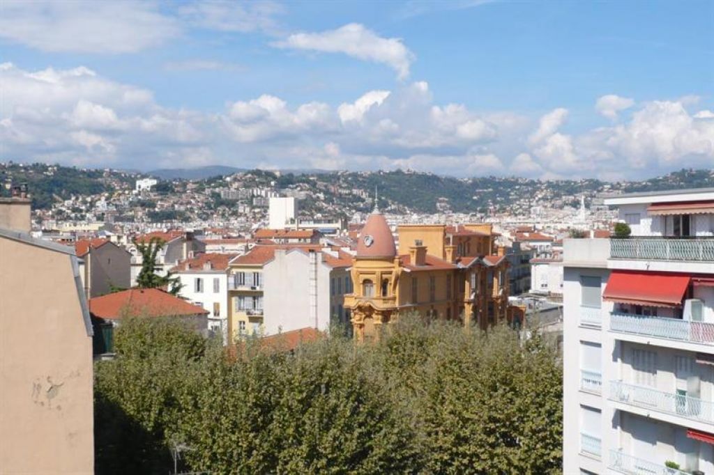 Photo 3 pièces - Dubouchage image 2/5