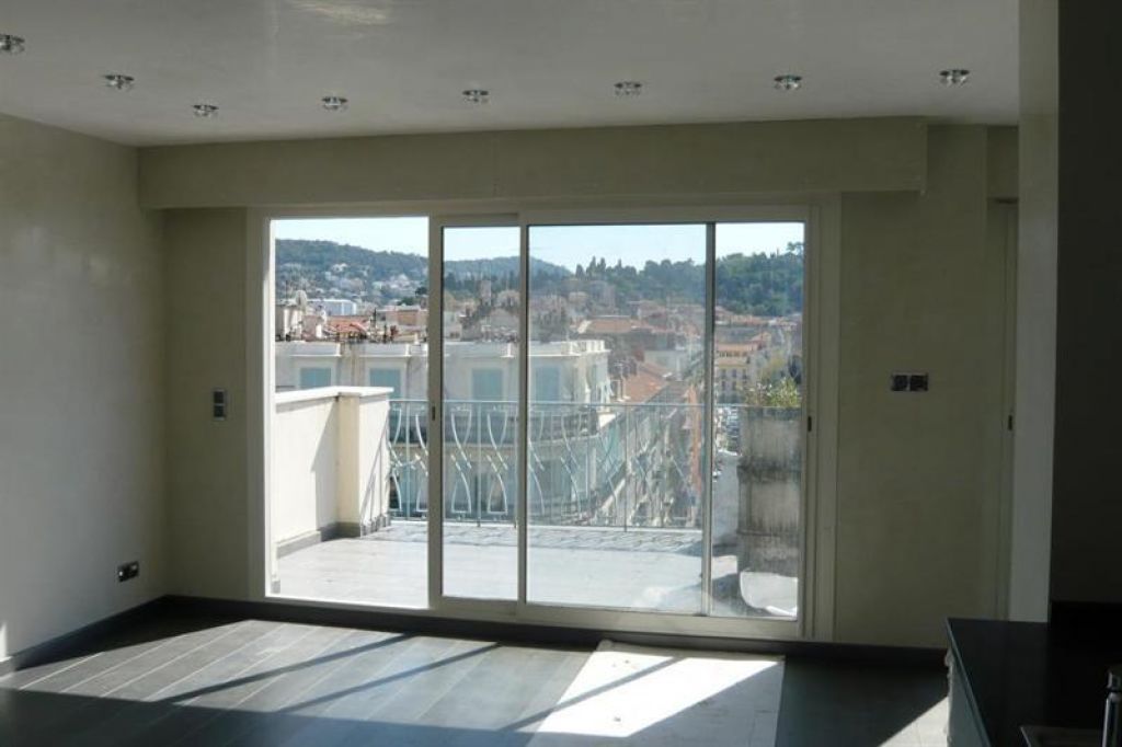 Photo 3 pièces - Dubouchage image 3/5