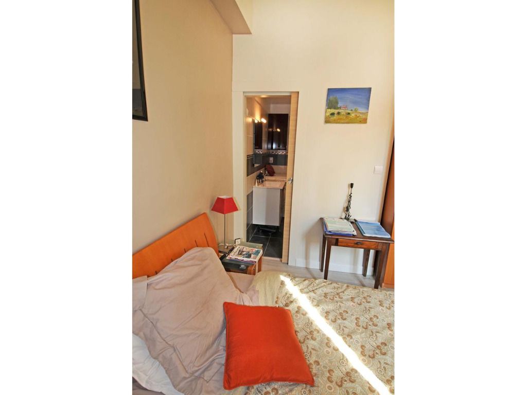 Photo 2 pièces - Libération image 5/6