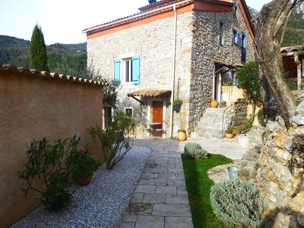 Photo BASTIDE - Cros d'Utelle image 1/6