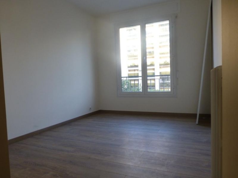 Photo RUE DE FRANCE 2 PIECES image 3/6