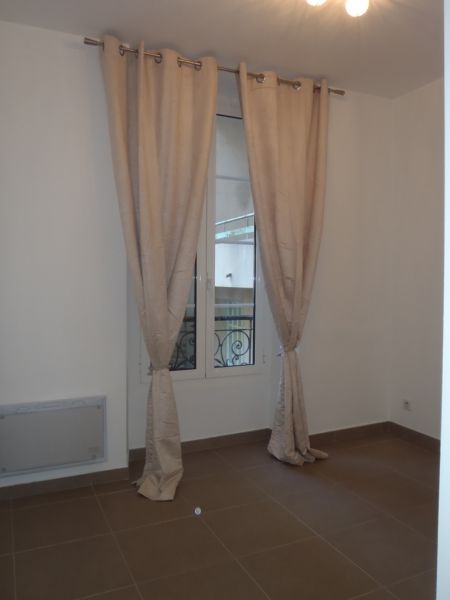 Photo 2 pièces - Centre Ville image 4/5