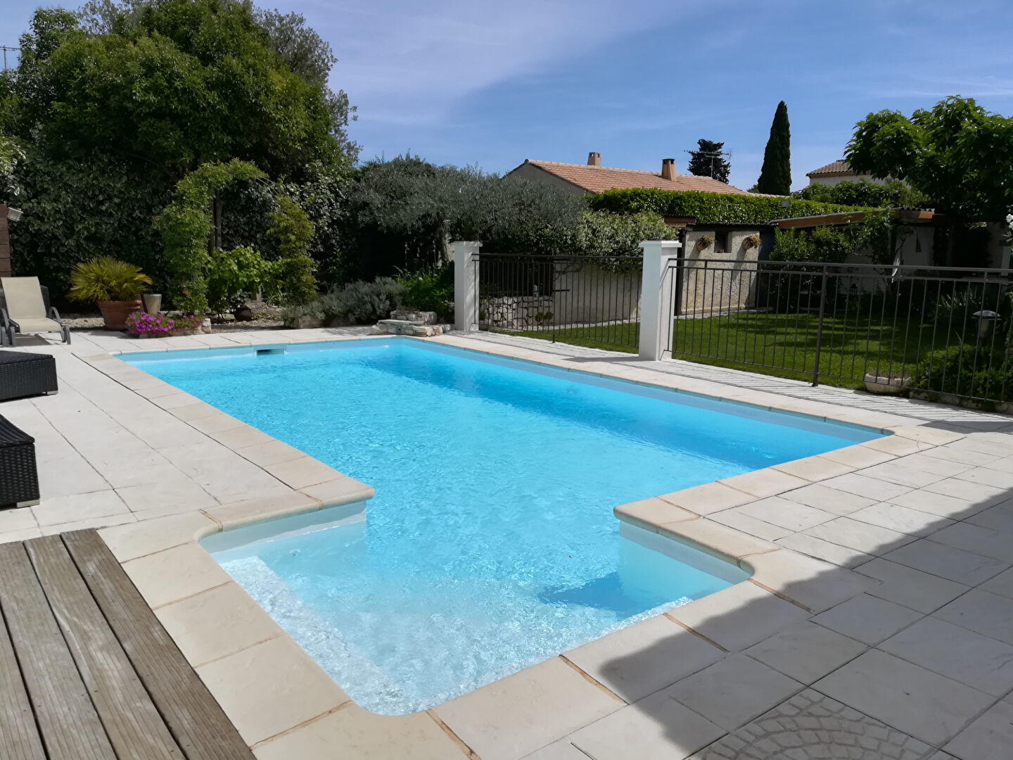 Agence immobilière de ERA Chateaurenard - REAL IMMOBILIER