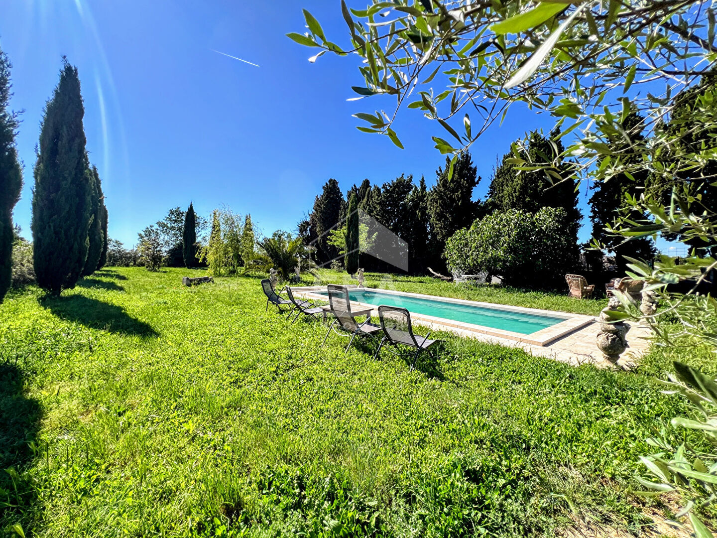 Agence immobilière de ERA Chateaurenard - REAL IMMOBILIER