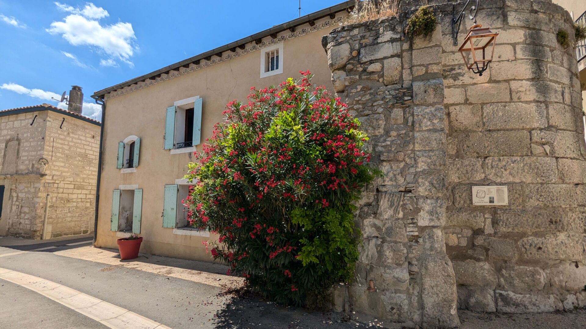 Agence immobilière de ERA Chateaurenard - REAL IMMOBILIER
