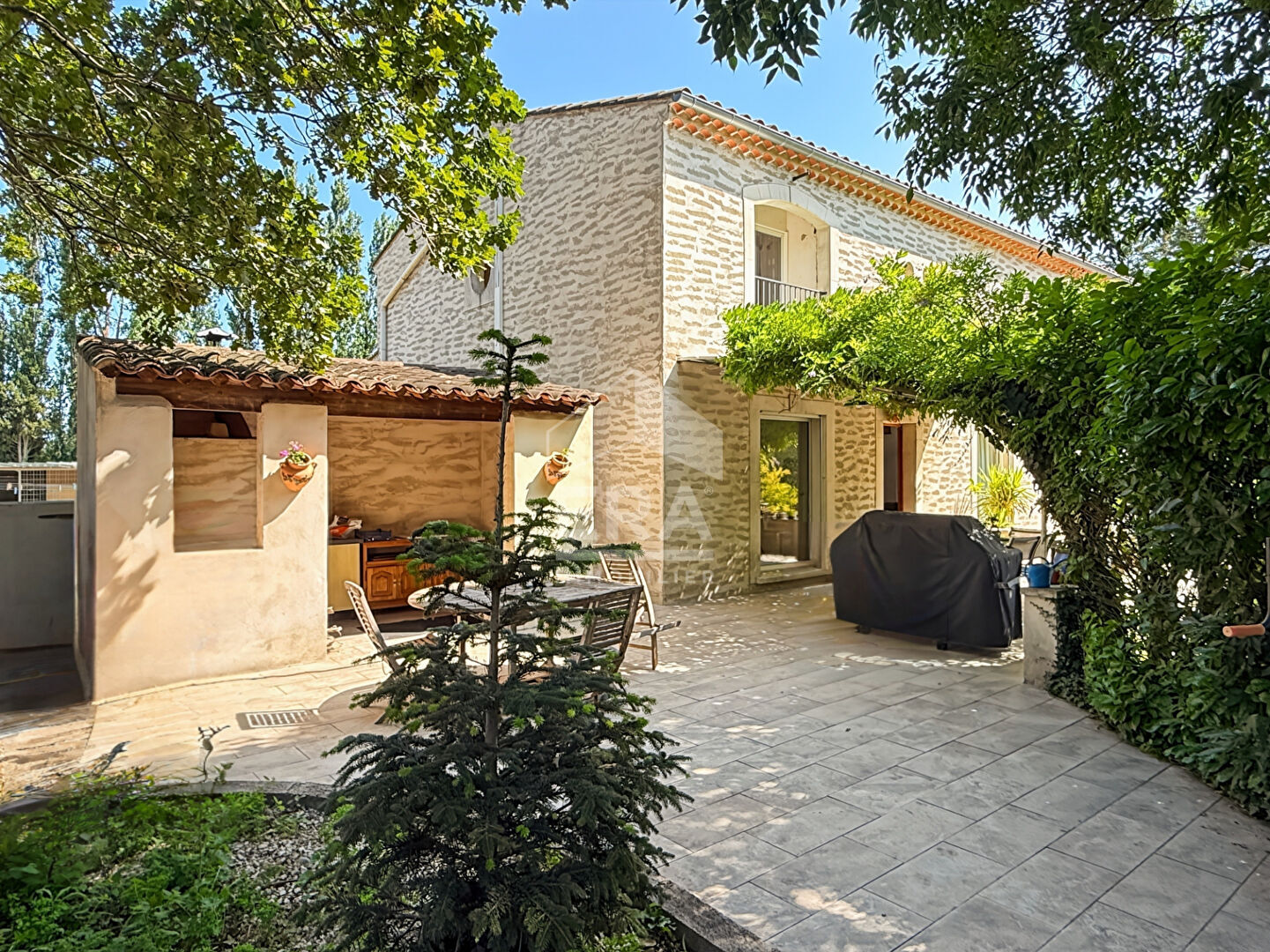 Agence immobilière de ERA Chateaurenard - REAL IMMOBILIER