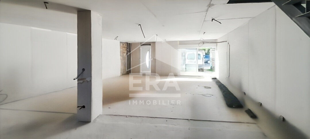 Photo CHATEAURENARD - Maison de ville neuve d'environ 170 m2 avec cour image 3/6