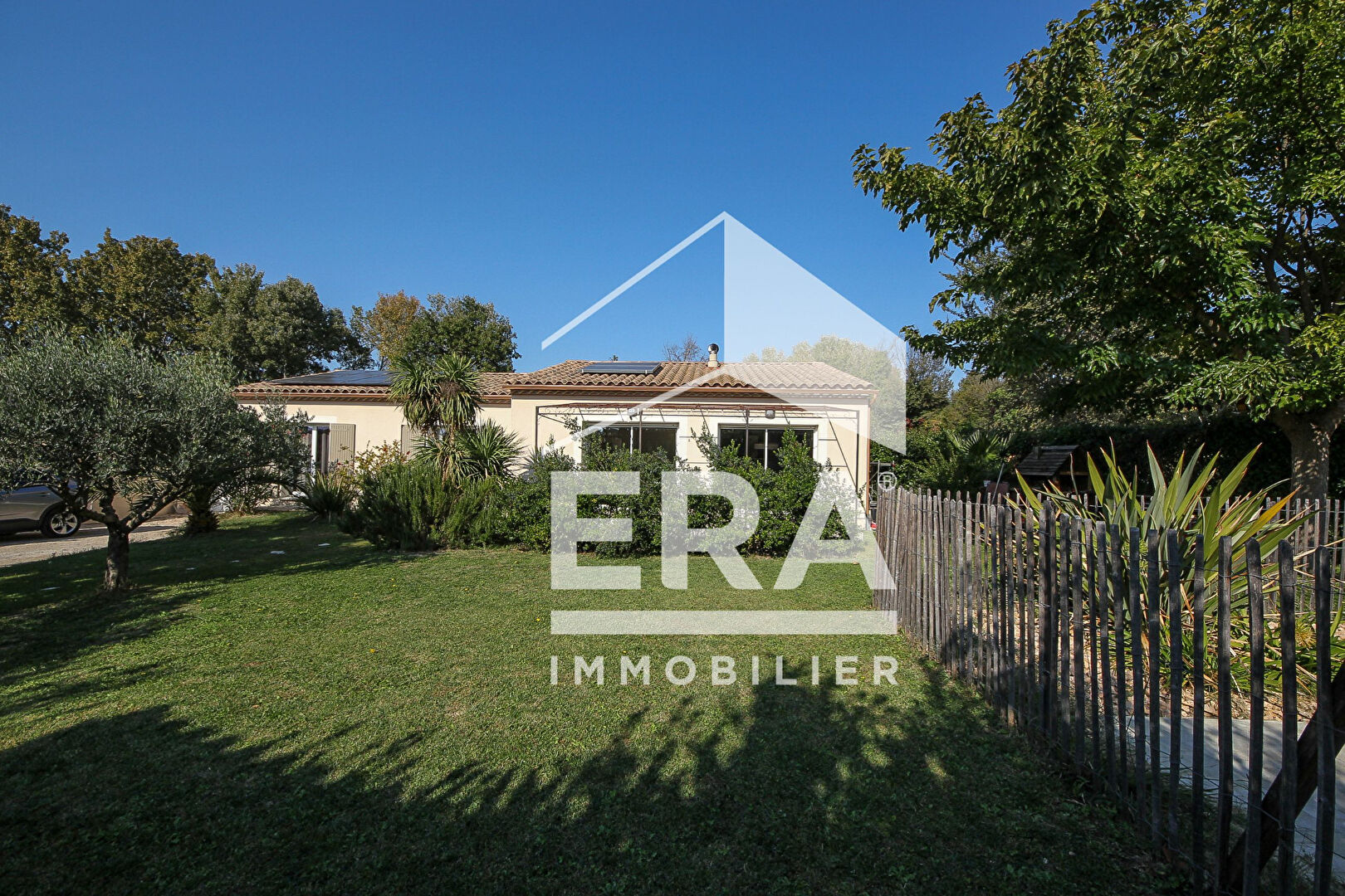 Photo Maison 5 chambres de plain pied à Eyragues image 1/6