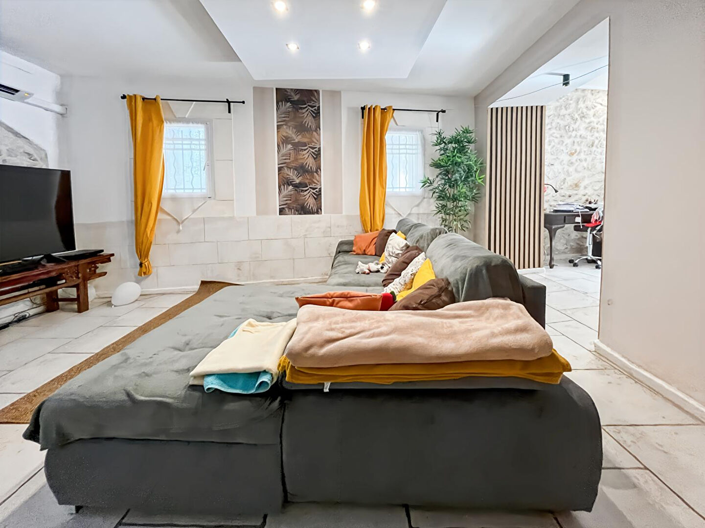 Agence immobilière de ERA Chateaurenard - REAL IMMOBILIER