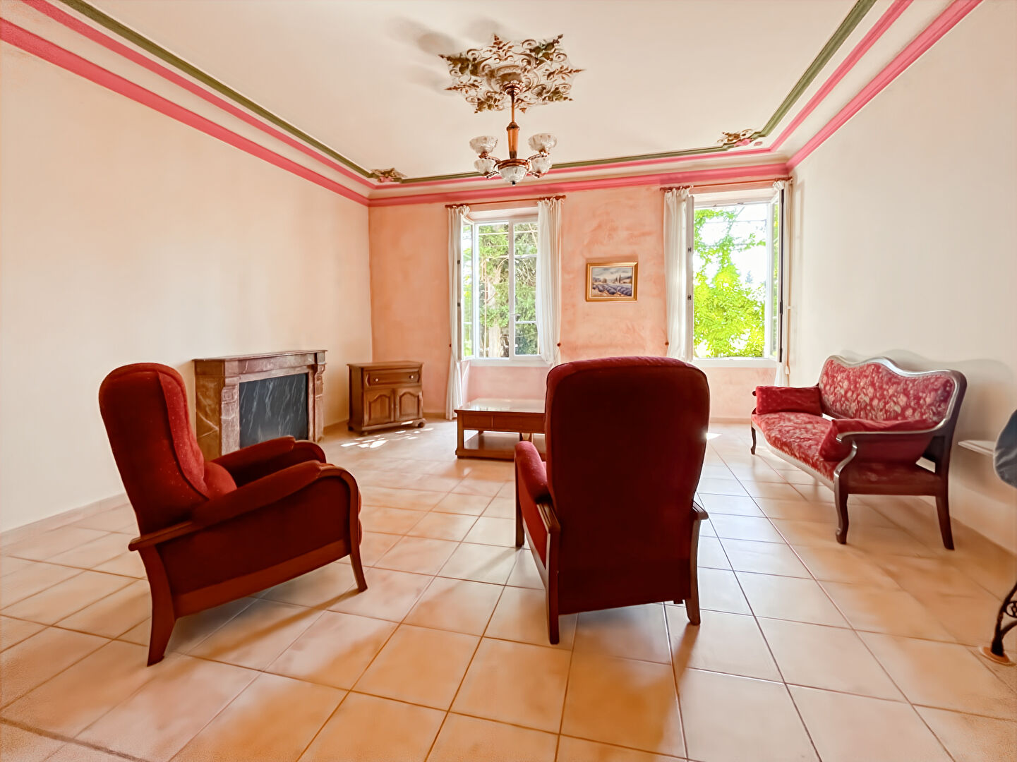 Photo Rare en campagne, à seulement 2 minutes du centre-ville ! image 5/6