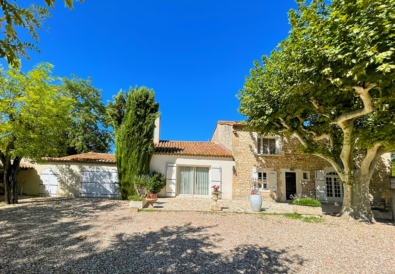 Agence immobilière de ERA Chateaurenard - REAL IMMOBILIER