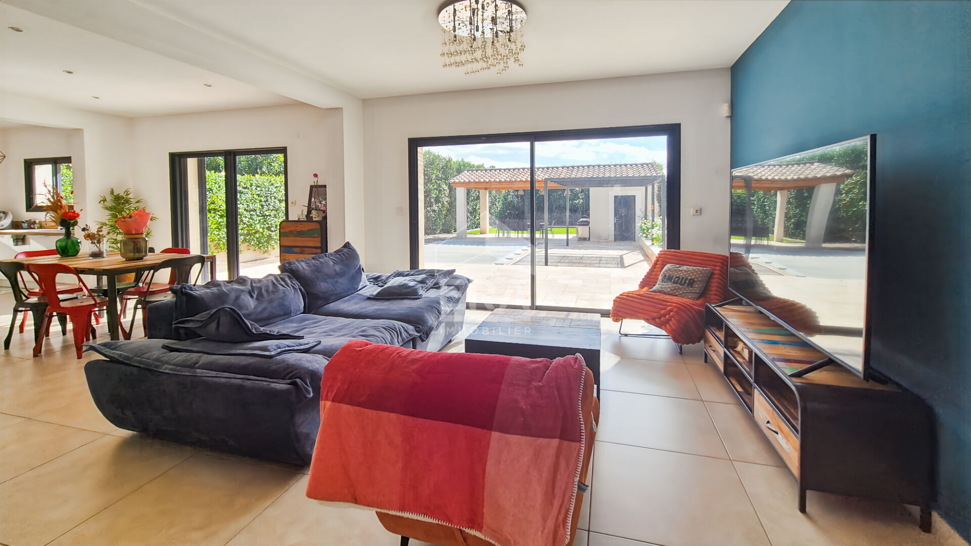 Photo MAILLANE - Maison récente 130 m2 avec jardin et piscine image 4/6