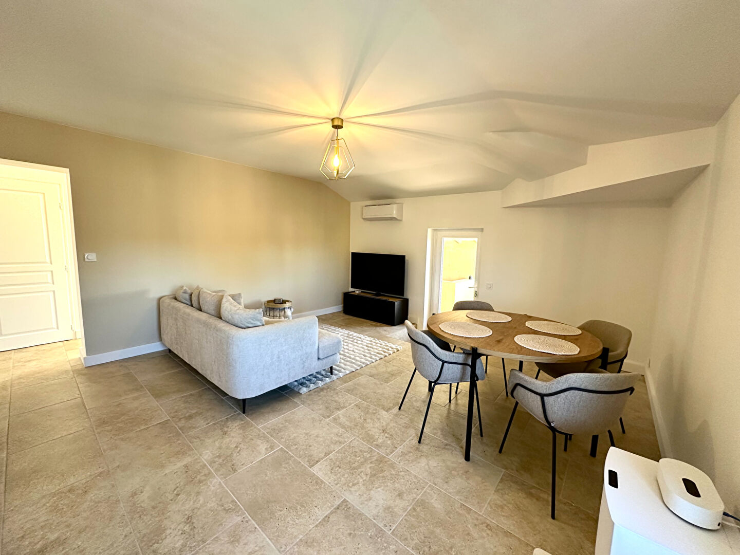 Agence immobilière de ERA Chateaurenard - REAL IMMOBILIER