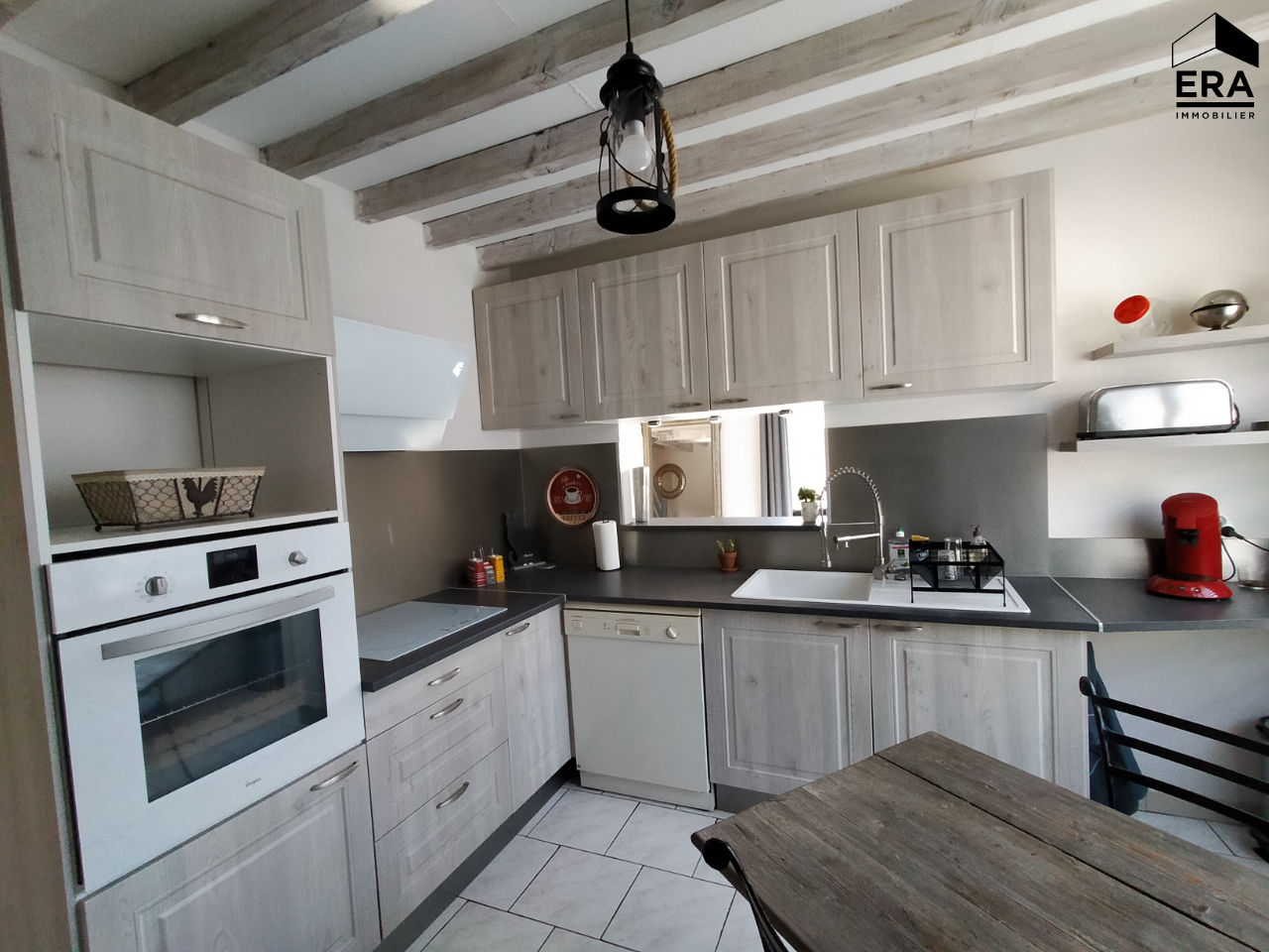Agence immobilière de ERA Chateaurenard - REAL IMMOBILIER