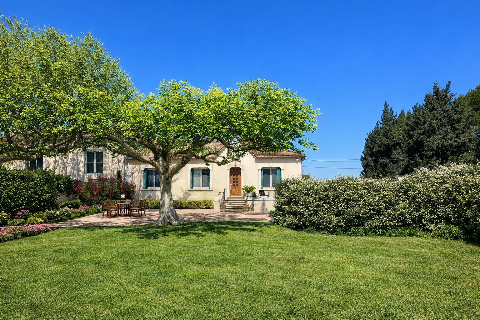 Agence immobilière de ERA Chateaurenard - REAL IMMOBILIER