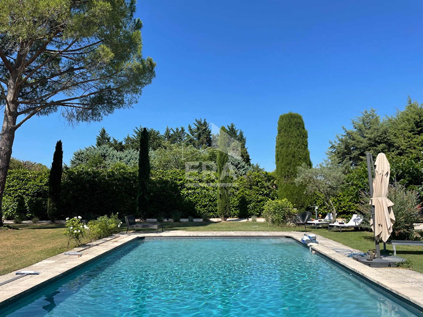 Agence immobilière de ERA Chateaurenard - REAL IMMOBILIER