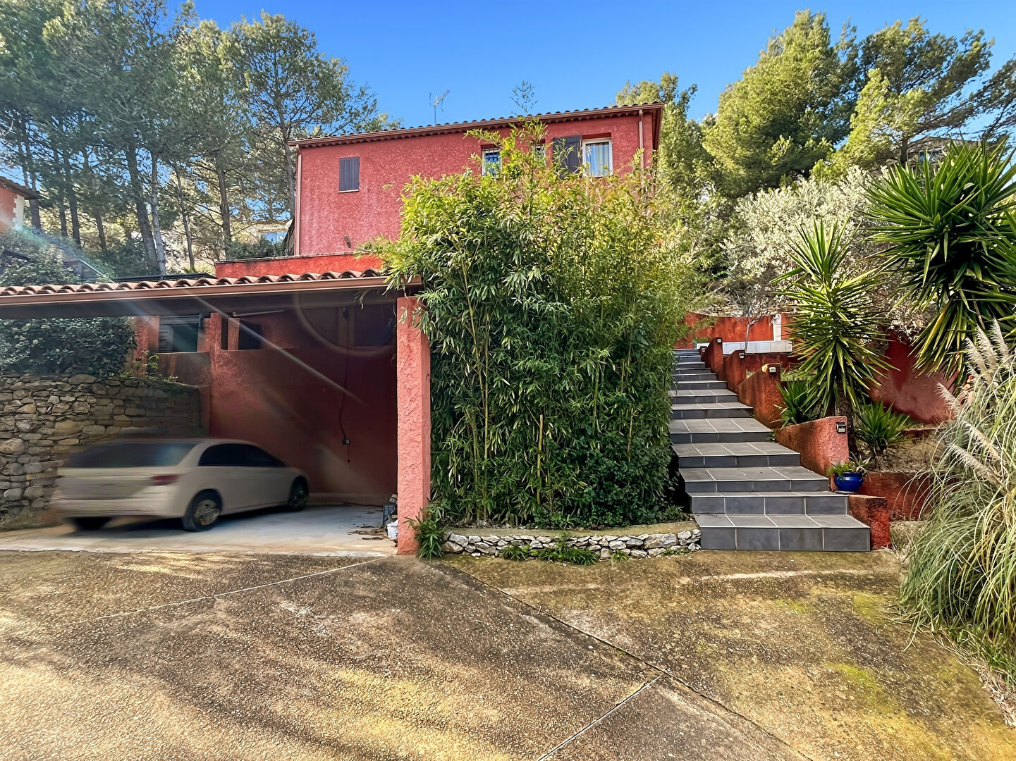 Agence immobilière de ERA Chateaurenard - REAL IMMOBILIER