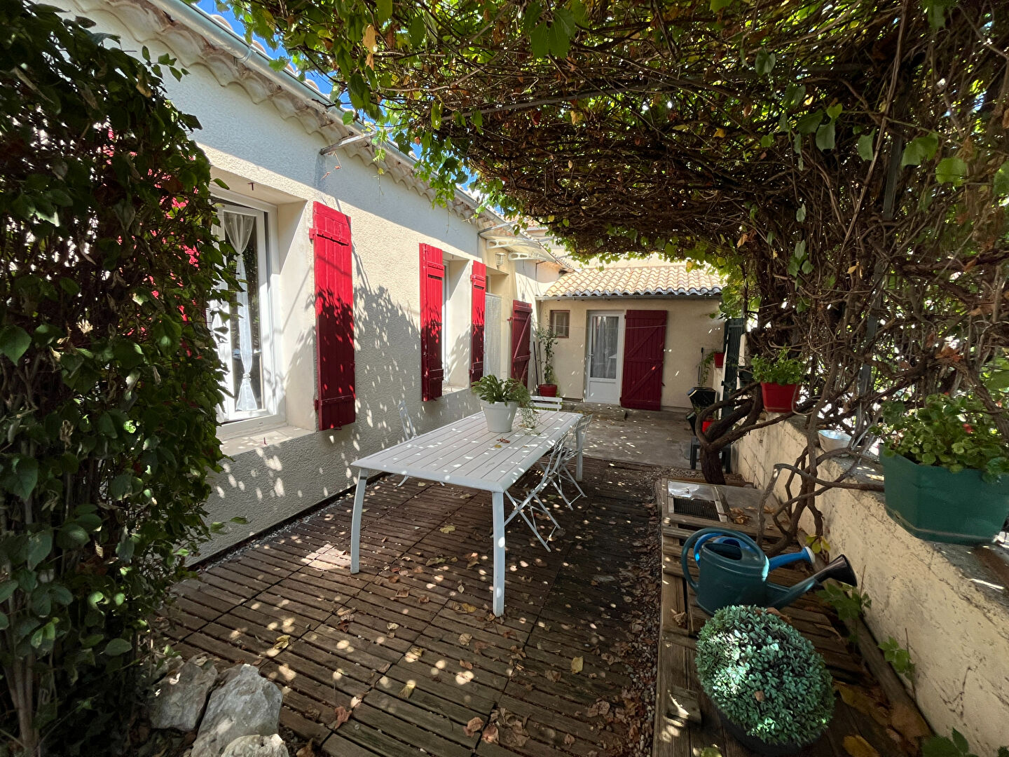 Agence immobilière de ERA Chateaurenard - REAL IMMOBILIER