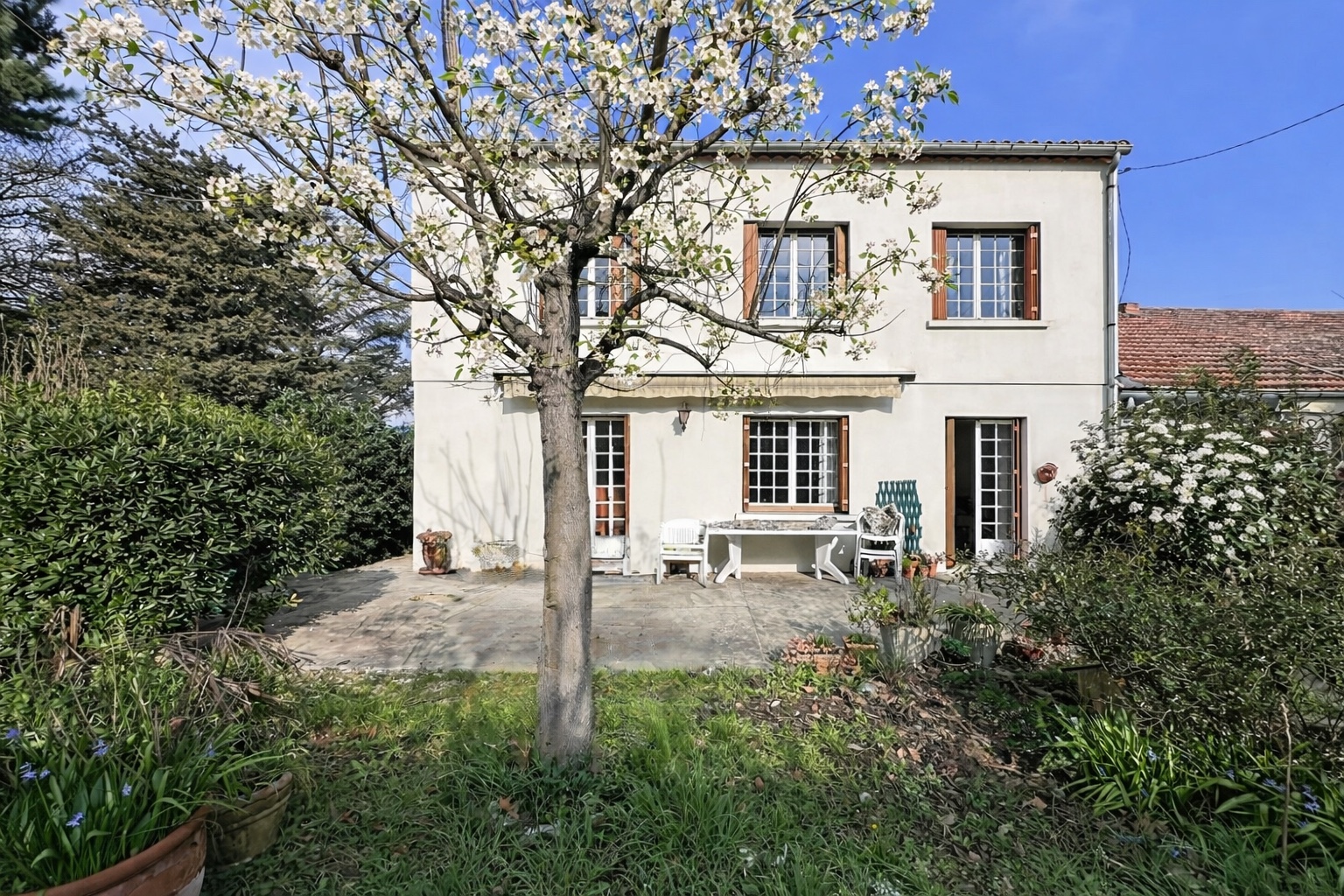 Agence immobilière de ERA Chateaurenard - REAL IMMOBILIER