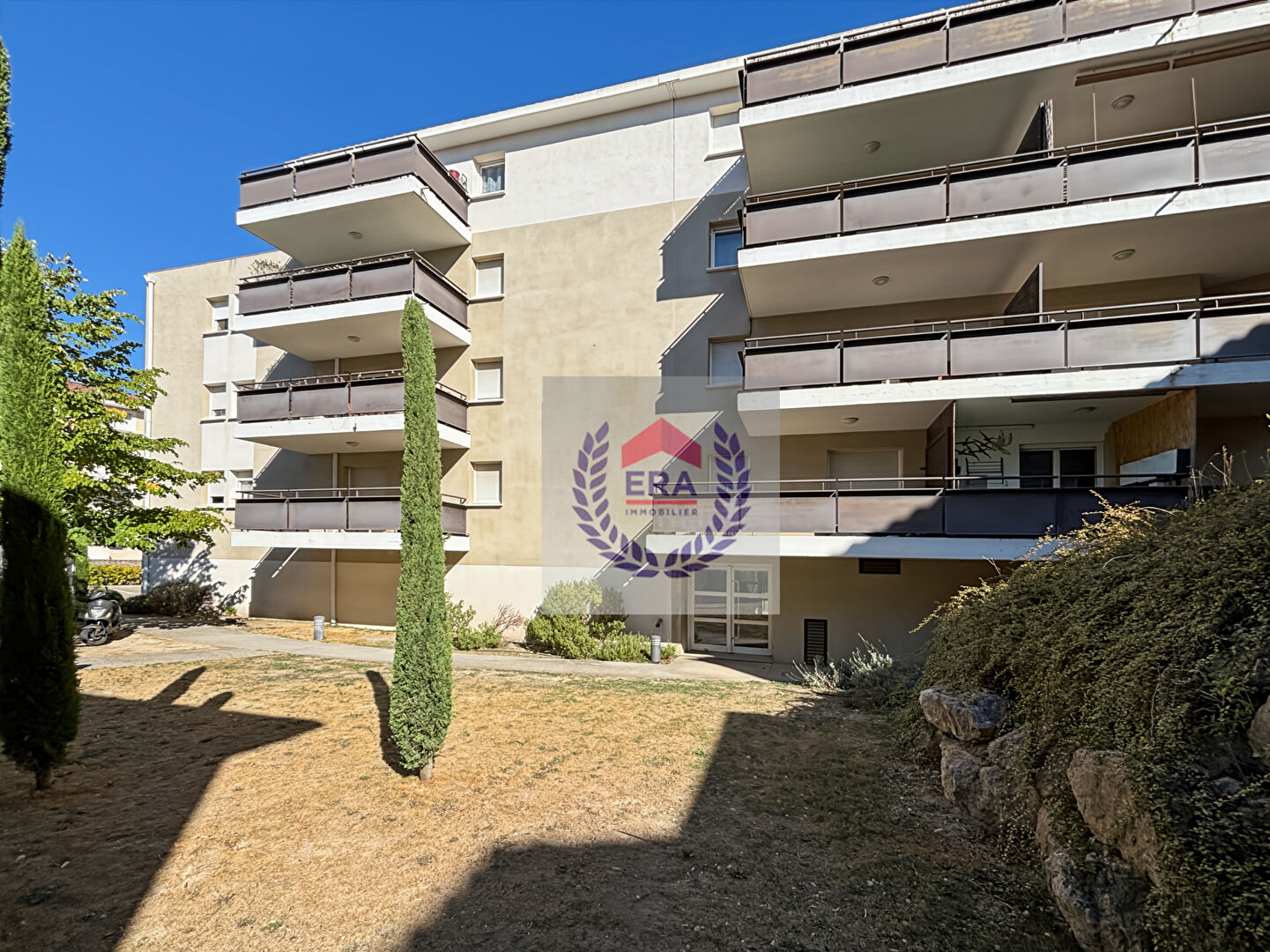 Agence immobilière de ERA Chateaurenard - REAL IMMOBILIER