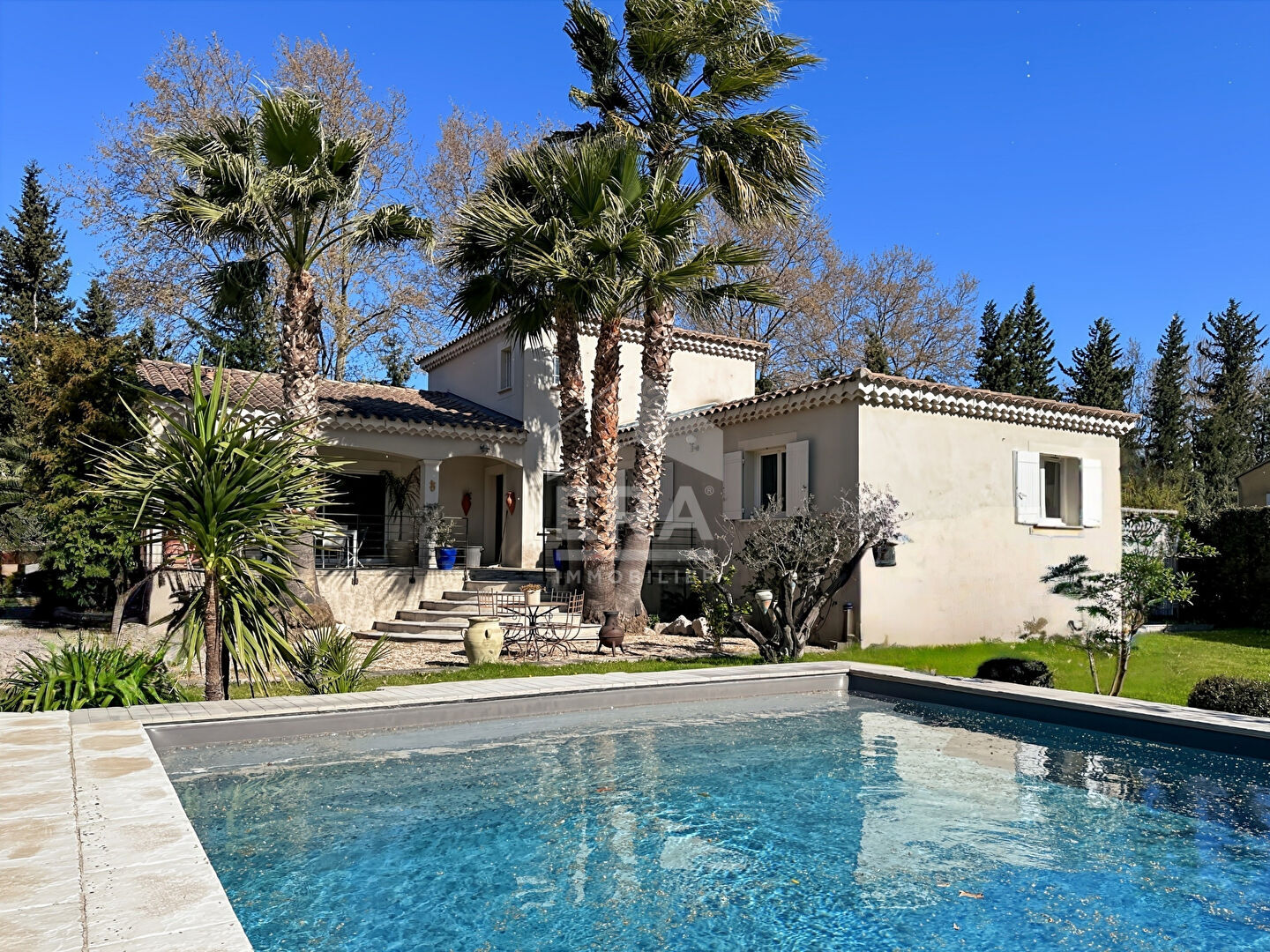 Agence immobilière de ERA Chateaurenard - REAL IMMOBILIER