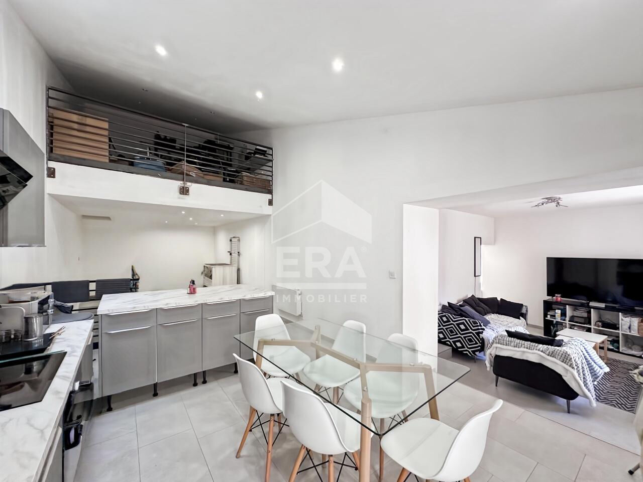 Agence immobilière de ERA Chateaurenard - REAL IMMOBILIER