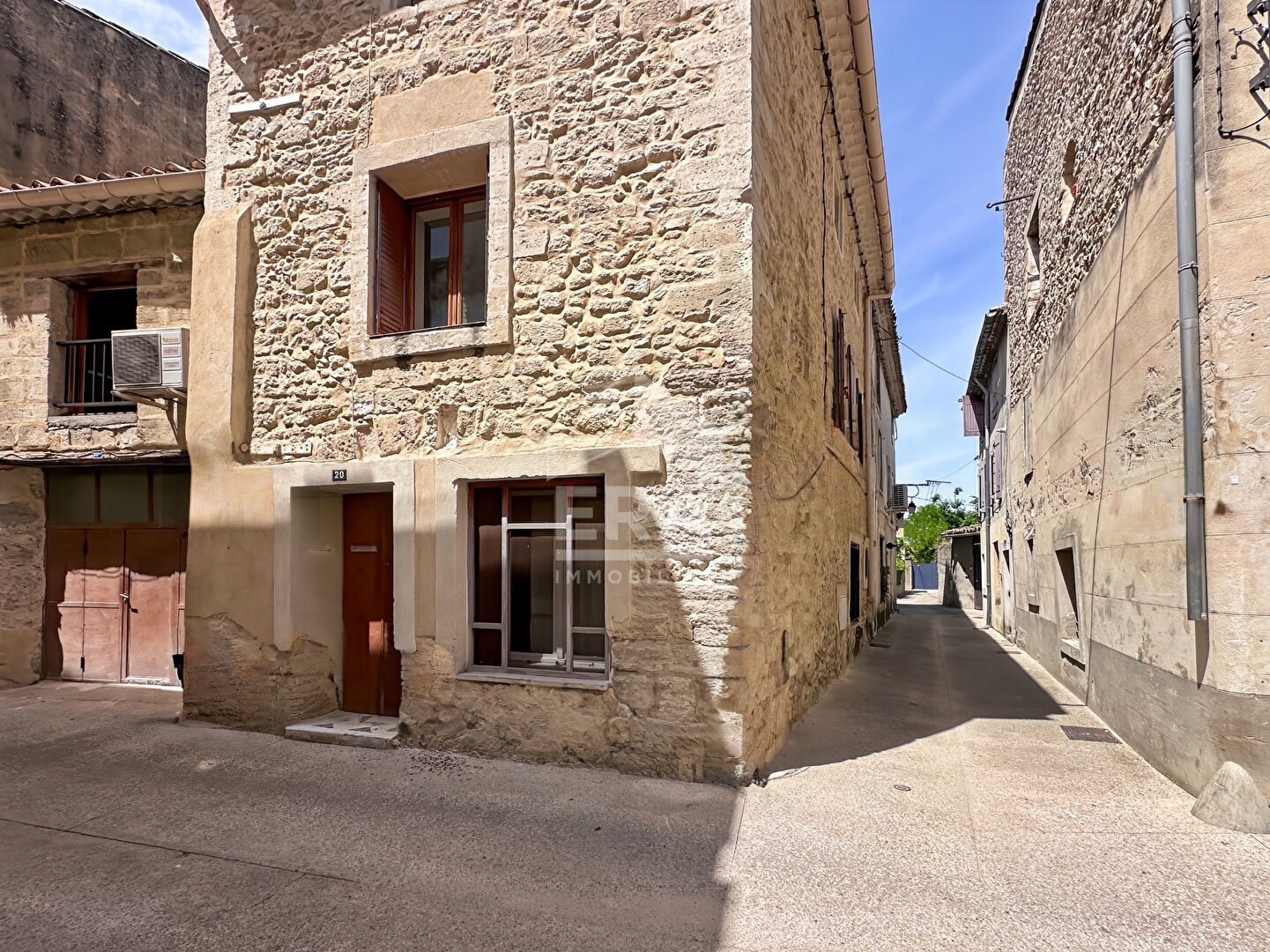 Agence immobilière de ERA Chateaurenard - REAL IMMOBILIER