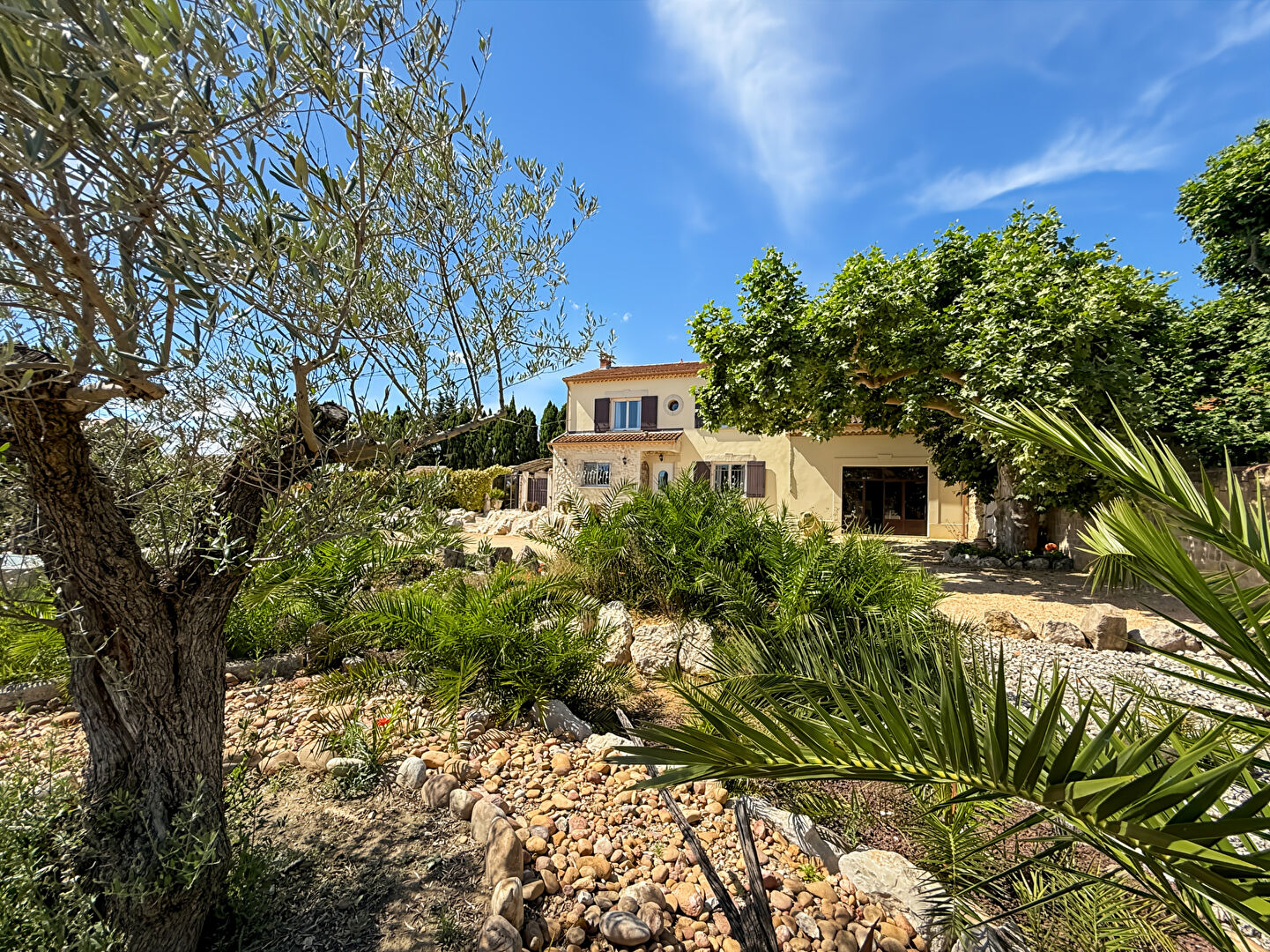 Agence immobilière de ERA Chateaurenard - REAL IMMOBILIER