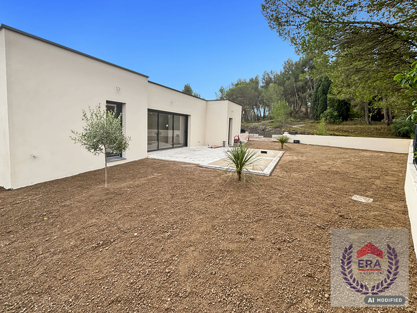 Agence immobilière de ERA Chateaurenard - REAL IMMOBILIER