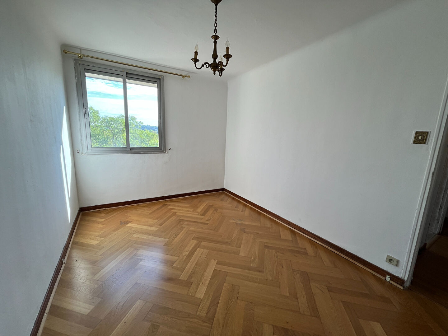 Agence immobilière de ERA Chateaurenard - REAL IMMOBILIER