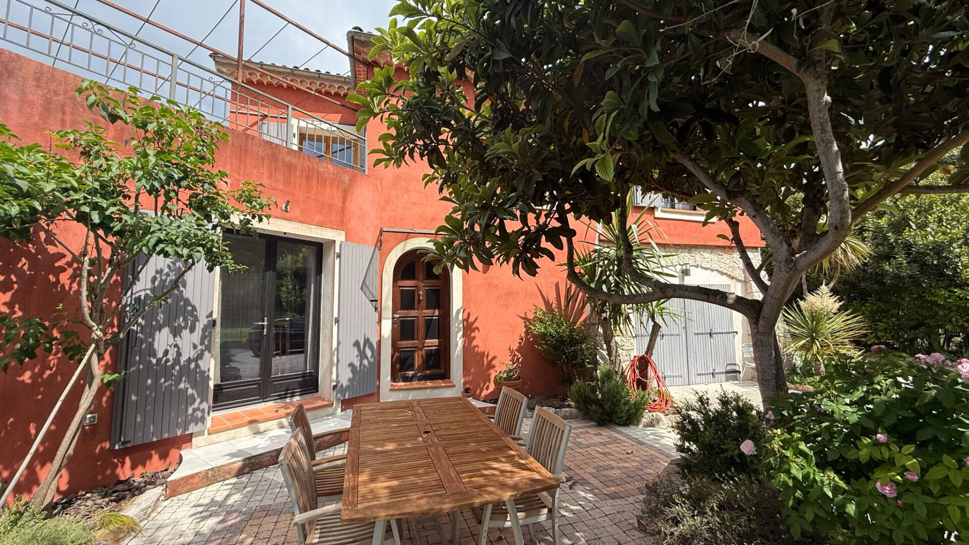 Maison Tourrette Levens 5 pièces 130 m2