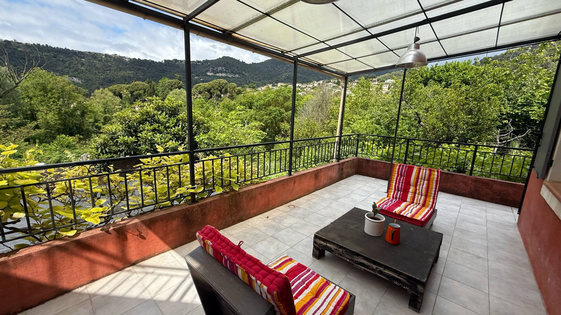 Photo Maison Tourrette Levens 5 pièces 130 m2 image 4/6