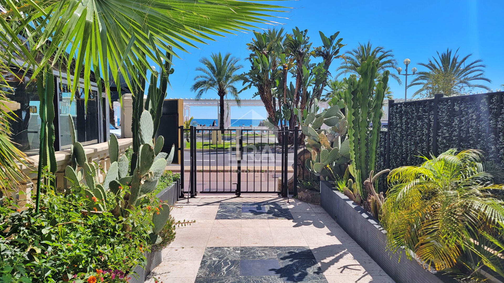 Photo NICE / CARRE D'OR 3 Pièces à vendre image 2/6