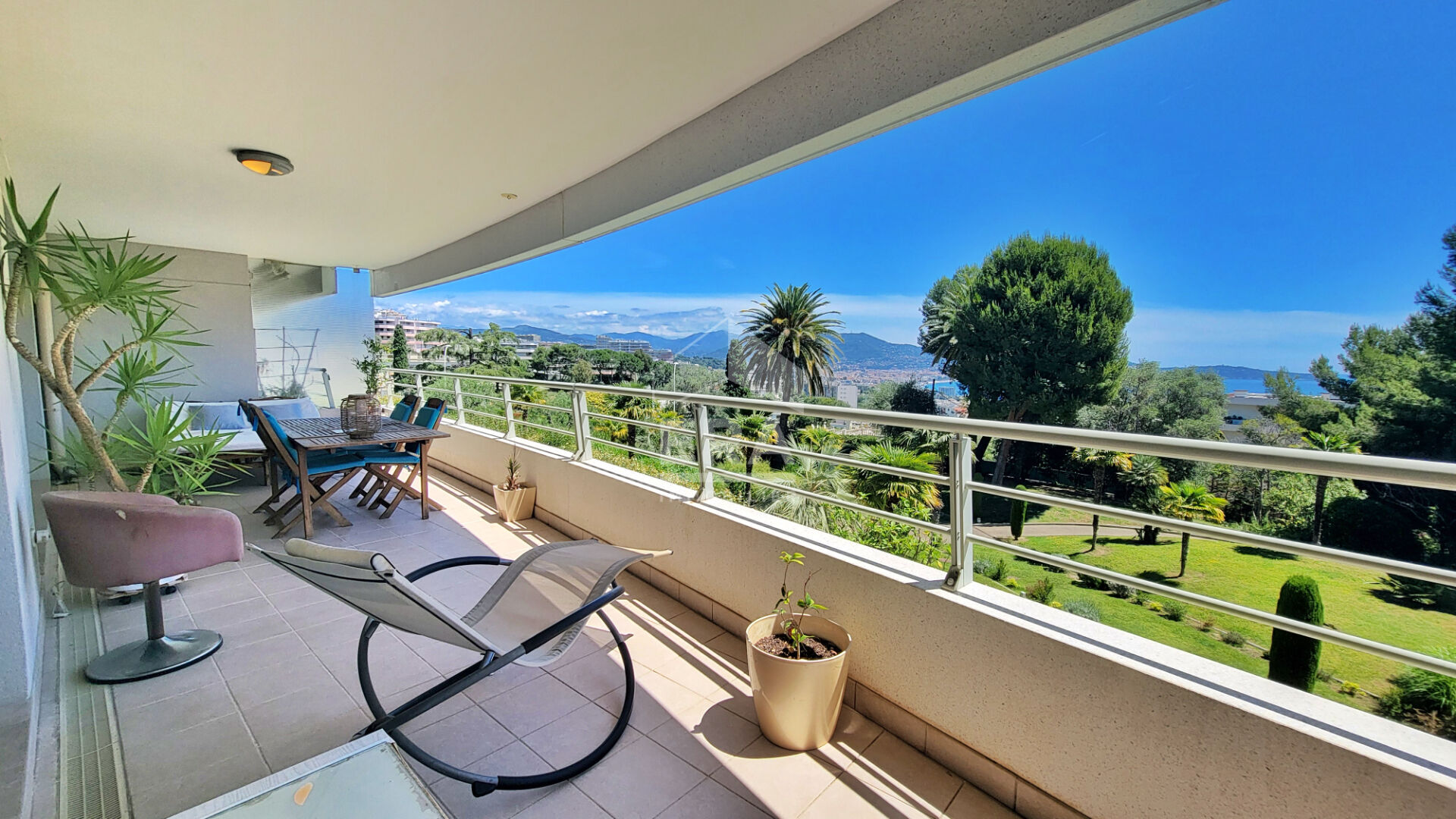 Photo Nice - Lanterne 4 pièces - Vue mer 124 m2 image 2/4