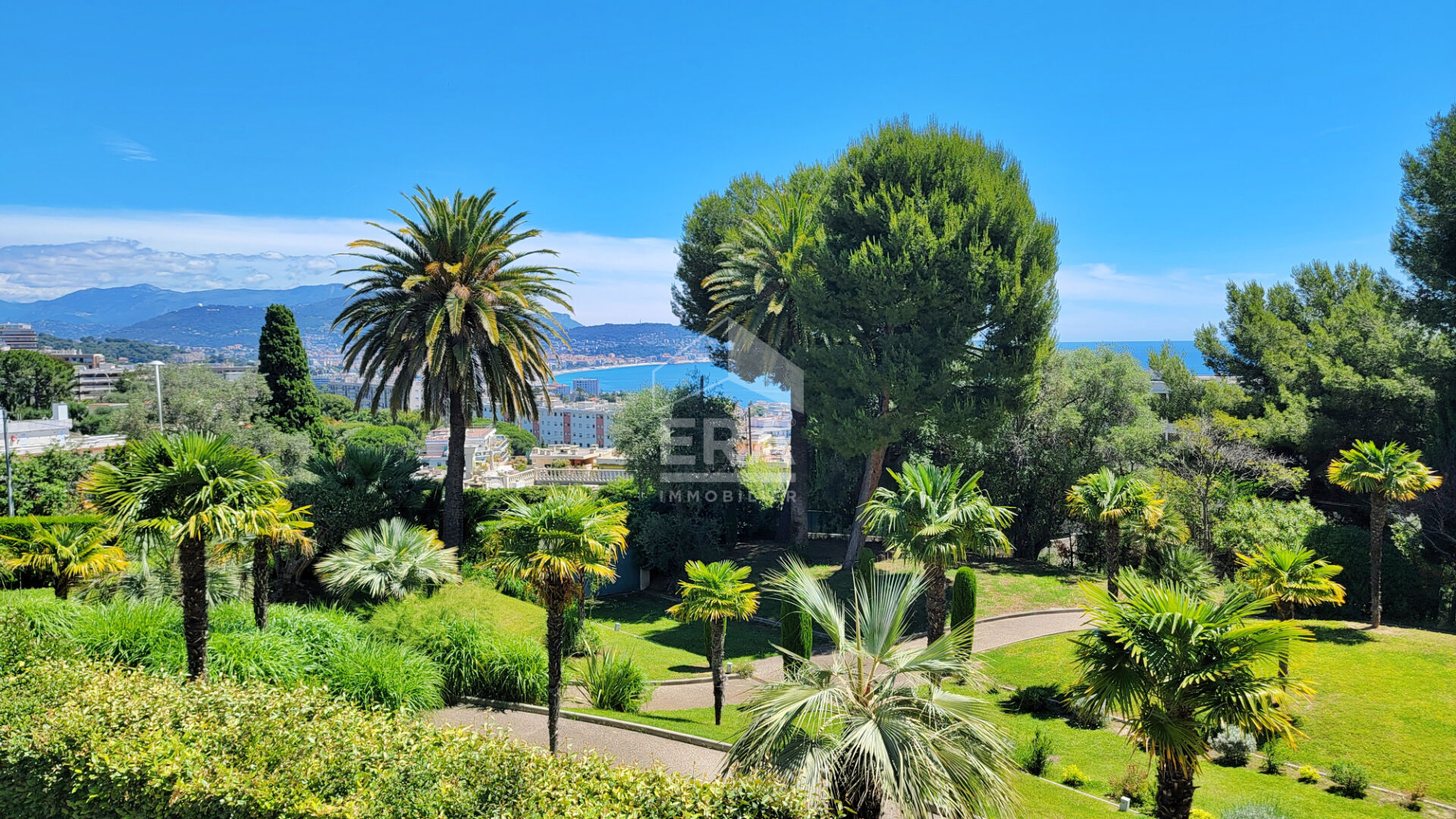 Photo Nice - Lanterne 4 pièces - Vue mer 124 m2 image 3/4