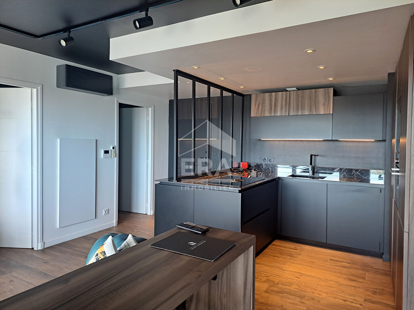 Photo Appartement  T2 à vendre à NICE  - CORNICHE FLEURIE image 6/6